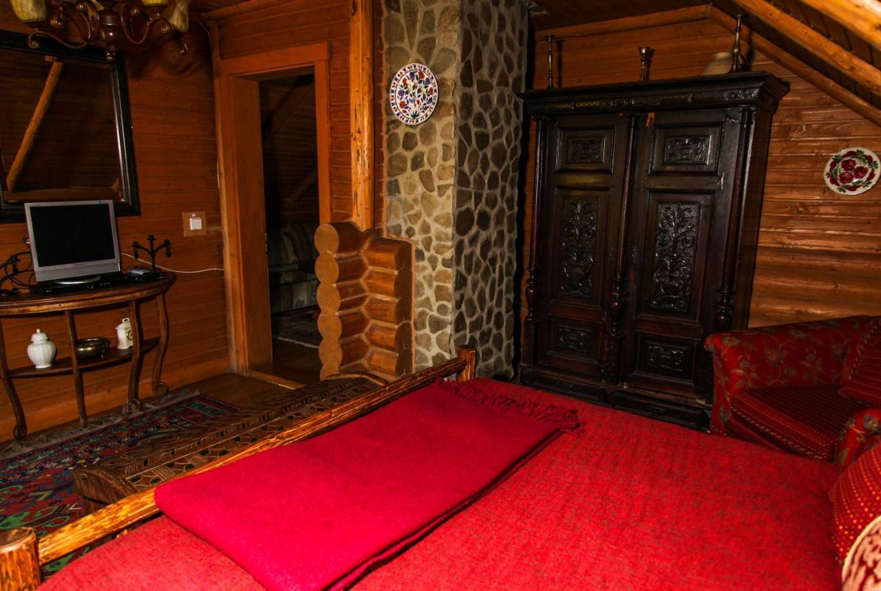 Hotel Khatky Ruslany Ворохта Екстериор снимка