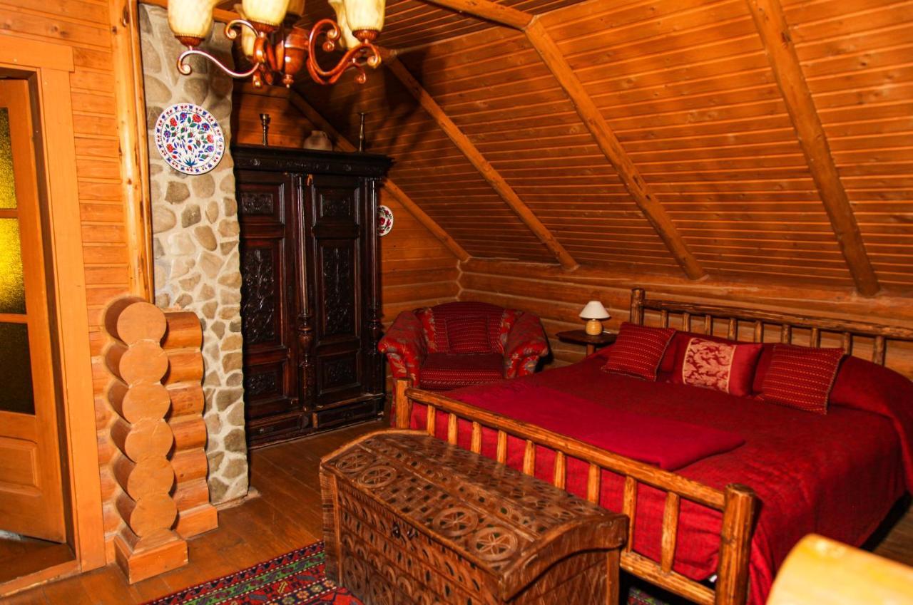 Hotel Khatky Ruslany Ворохта Екстериор снимка